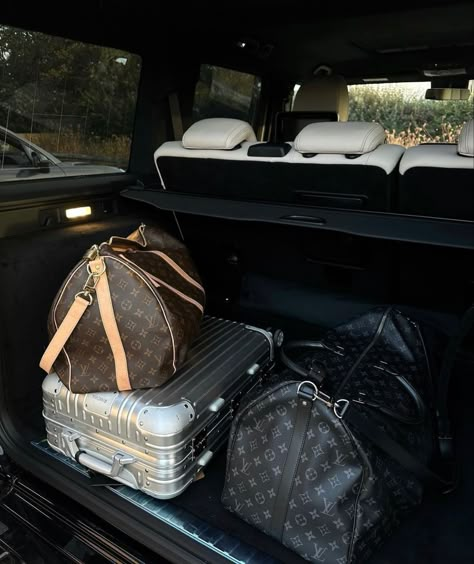 Louis Vuitton Duffle Bag Aesthetic, Suitcase Luxury, Suitcase Aesthetic, Luggage Aesthetic, Luxury Suitcase, Louis Vuitton Suitcase, Travel Suitcases, Luxury Luggage, Louis Vuitton Luggage