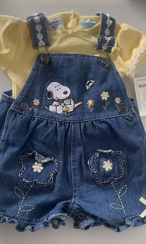 Y2k Toddler Outfit, Y2k Kids Outfits, 2000s Toddler Outfits, Country Kids Aesthetic, Cute Baby Clothes Aesthetic, Thrifted Baby Outfits, Baby Girl Outfits Aesthetic, 2000s Baby Clothes, Baby Stuff Aesthetic