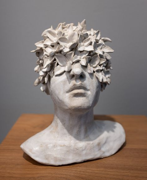 Flower Head Sculpture, Clay Mask Art Ideas, Metamorphosis Sculpture, Nature Sculpture Art, Gcse Ceramics, Sculpture With Flowers, Daphne Flower, Ceramic Monsters, Hand Casting