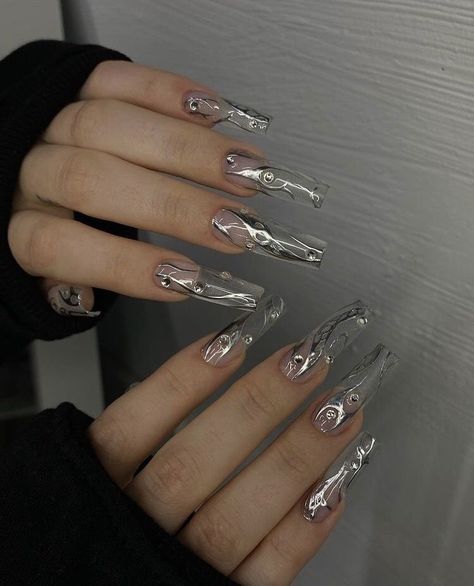 æspacore on Twitter: "Nail art that screams aespacore: A THREAD https://t.co/2QpipYgmo9" / Twitter Silver Acrylic Nails, Retro Nails, Punk Nails, Silver Nail, Racun Shopee, Grunge Nails, Y2k Nails, Silver Nails, Fire Nails