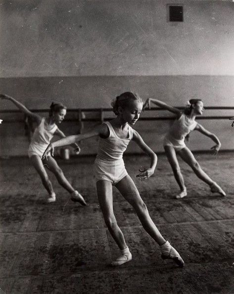 Svetlana Zakharova, Isadora Duncan, Anna Pavlova, Prima Ballerina, Bolshoi Ballet, Dance Like No One Is Watching, Ballet School, Shall We Dance, Little Ballerina