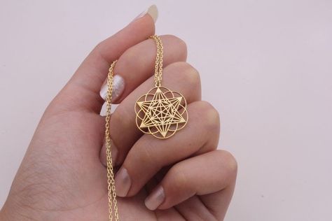 Star Tetrahedron, Bookcase Decor, Seed Of Life, Antique Jewelry Indian, Spiritual Jewelry, Metal Clay, Mini Pendant, Hair Designs, Pure Silver