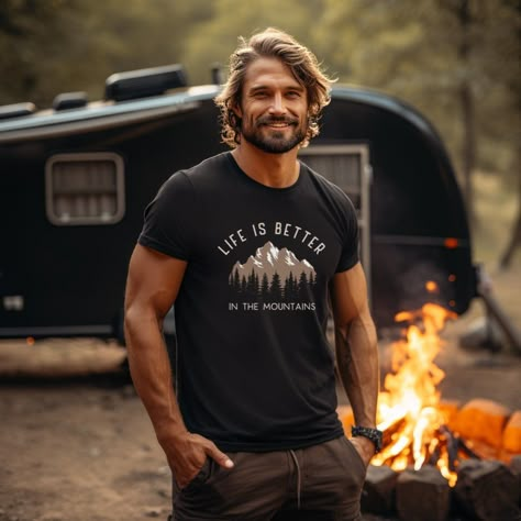 Embrace the beauty of the mountains with this Life is Better in the Mountains hiking shirt. Whether you're exploring the great outdoors, traveling to new destinations, or simply appreciating nature's wonders, this shirt is a must-have for adventure and nature lovers.  Made with 100% Airlume combed and ring-spun cotton, this lightweight and breathable t-shirt is perfect for any active or leisure activity. The retail fit offers a versatile style that suits both casual and semi-formal settings, while the crew neckline adds a neat and classic touch. Manufactured by Bella Canvas in a humane and sustainable way, this shirt is part of the Fair Labor Association and Platinum WRAP certified. The tear-away label ensures maximum comfort and minimal skin irritations.  Get ready to embark on your next Rugged Man Aesthetic, Outdoorsy Style Men, Rustic Mens Fashion, Man Camping, Outdoorsy Men, Outdoorsmen Style, Hiking Outfit Men, Man Hiking, Men's Physique