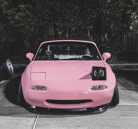 Sammycore Aesthetic, Pink Miata Mx5, Pink Exterior Paint, Cute Miata, Mx5 Tuning, Pink Miata, Pink Steering Wheel, Miata Mods, Pink Seat Covers