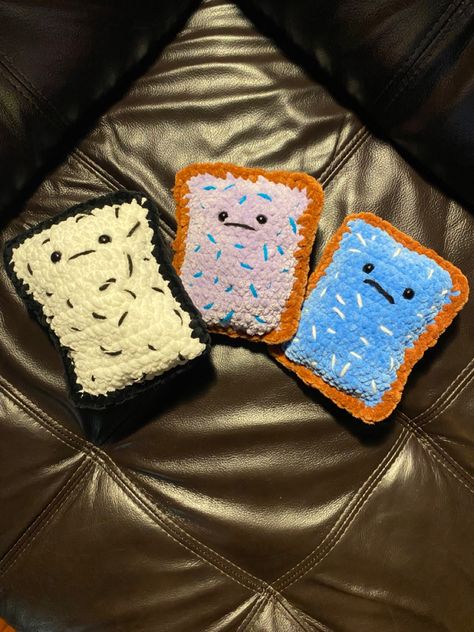 Pop Tart Amigurumi, Crochet Poptart Blanket, Crochet Pop Tart, Crochet Poptart, Crochet Poptart Pillow, Crochet Food, Crafty Projects, Pop Tarts, Cute Crochet