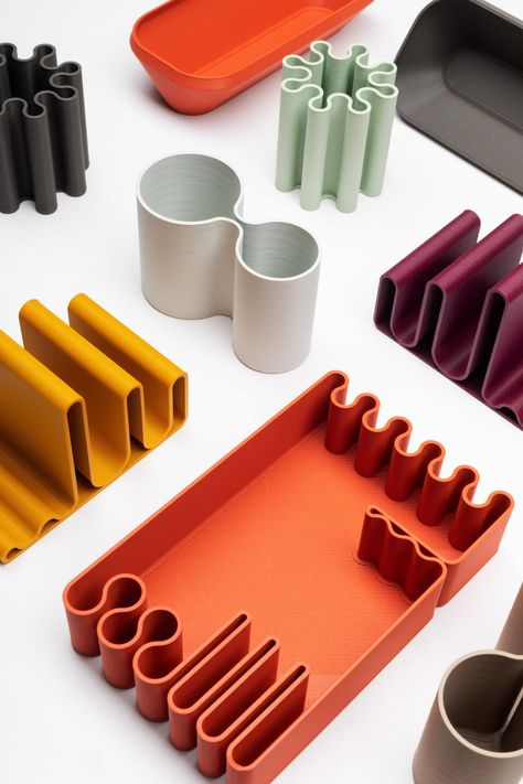 bFRIENDS bioplastic desk objects pave the way for sustainable manufacturing 3d Tiskárna, Useful 3d Prints, Drukarka 3d, 3d Printing Art, 3d Printed Objects, Office Branding, 3d Printing Projects, 3d Studio, Desk Design