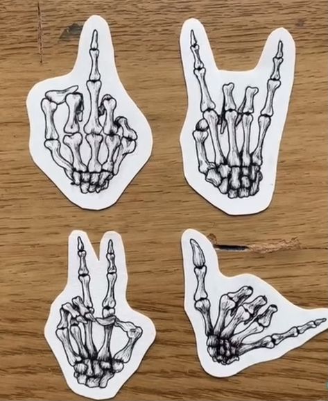 Eldritch Tattoo, Tattoo Outline Drawing Stencil Ideas, Tattoo Outline Drawing Stencil, Stencils Tattoo, Skull Hand Tattoo, Tattoo Outline Drawing, Skeleton Hand Tattoo, Stencil Ideas, Skeleton Tattoos