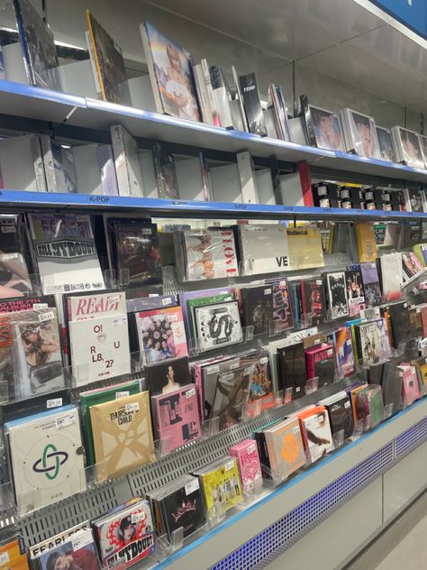 Target Kpop Album Section, Kpop Albums Collection, Kpop Shelf, K Pop Albums, Vinyl Records Music, Album Merch, Store Aesthetic, Kpop Store, Manifesting Board