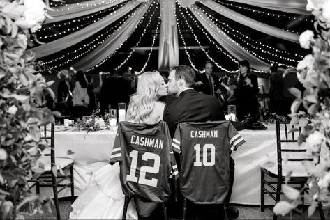 Wedding Football Ideas, Football Themed Engagement Photos, Game Day Wedding Photos, Wedding Jerseys, Football Wedding Ideas, Football Engagement Pictures, College Decorations, Jas Wedding, Bestie Wedding