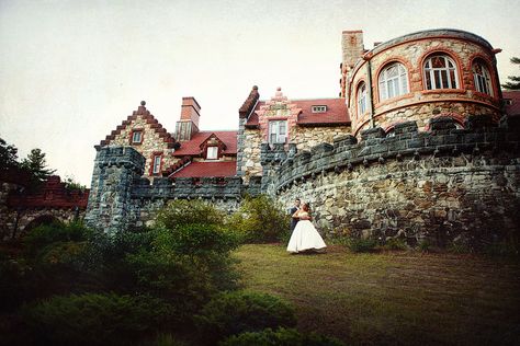 Searles Castle Wedding Photos Searles Castle Wedding, Searles Castle, Nh Wedding, Manchester Nh, Natural Light Photography, Seaside Resort, Food Photographer, Castle Wedding, Wedding Portrait