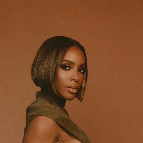 Kelly Rowland Bob, Kelly Rowland Style, Short Blond Hair, Short Bob Wavy, Bob Wavy, Tina Knowles, Chin Length Hair, Kelly Rowland, Short Blonde Hair