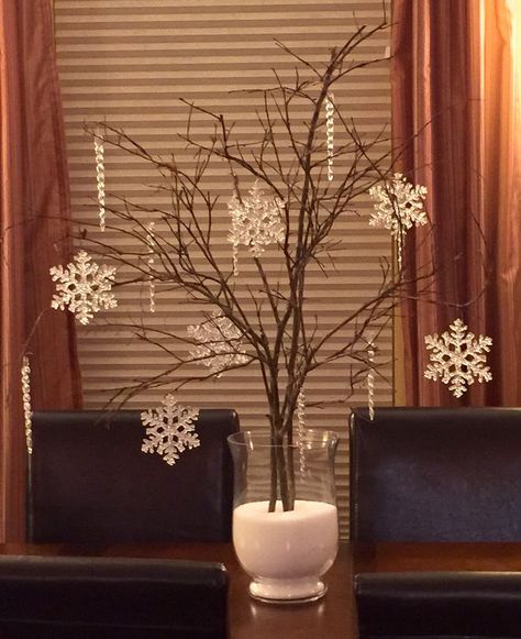 Winter Wedding Tall Centerpieces, Church Winter Decorations, Snowflake Table Decor, Snowflake Table Centerpieces, Snowflake Centerpieces Wonderland, Snowy Centerpieces, January Centerpiece Ideas, Snowflake Party Decorations, January Centerpieces