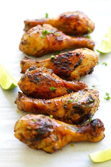 Backyard Jerk Chicken - Homemade jerk chicken recipe that you can grill right at your backyard. Delicious, moist and spicy chicken that everyone loves | rasamalaysia.com Jerk Chicken Recipes, Easy Jerk Chicken Recipe, Jerk Chicken Marinade, Jerk Chicken Recipe, Rasa Malaysia, Chicken Easy, Western Food, Jerk Chicken, Grilled Chicken Recipes