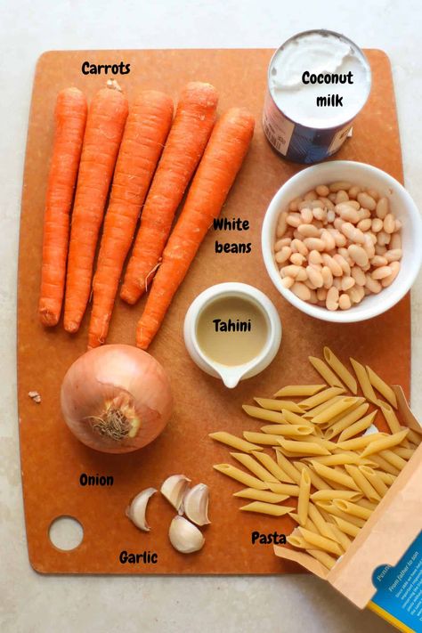 Toddler Noodles Recipe, Vegan Toddler Meals, Carrot Pasta Sauce, Recipes With Carrots, Preschool Lunch Ideas, Baby Pasta, Carrot Pasta, Baby Carrot Recipes, Kids Pasta