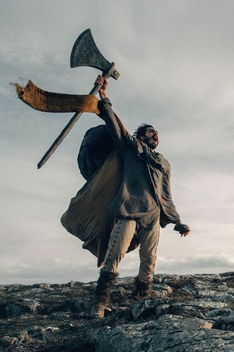 DEV PATEL “The Green Knight” | 2021, dir. David Lowery Green Knight Movie, Nerd Movies, Ralph Ineson, Sir Gawain, David Lowery, The Green Knight, Sean Harris, Dev Patel, Green Knight