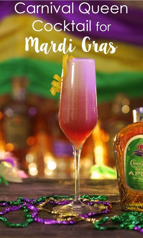 This Carnival Queen cocktail is a perfect drink recipe for your Mardi Gras get togethers. Mardi Gras Punch Alcoholic, Mardi Gras Mock Tails, Mardi Gras Drinks Cocktails, Mardi Gras Charcuterie Board, Queen Cocktail, Mardi Gras Party Food, Mardi Gras Cocktails, Mardi Gras Drinks, Mardi Grad