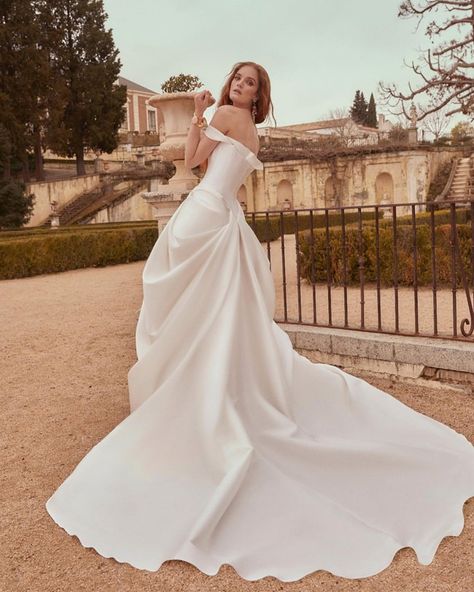 Galia Lahav Bridal Spring 2025 Couture Collection - Tom + Lorenzo Premier Dress, Galia Lahav Bridal, Collection Couture, Galia Lahav, Influential Women, Spring 2025, Fashion Gowns, Satin Wedding Dress, Stunning Gowns