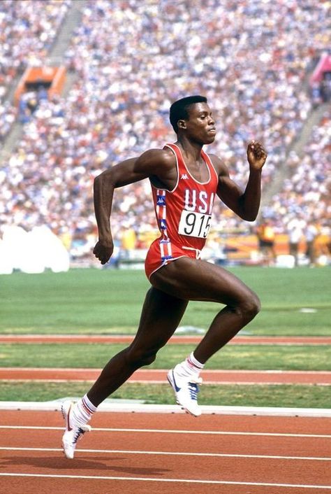 Carl Lewis was an American track and field athlete who was named athlete of the year in 1982, 1983, and 1984. Carl set many world records. Olympics Running, Athletes In Action, Olympic Track And Field Aesthetic, Vintage Track And Field, Running Athlete, Women Olympic Athletes, Carl Lewis, 1984 Olympics, American Athletes