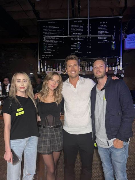 al on Twitter: "Glen Powell and Sydney Sweeney between takes….. yep something’s brewing over there 😳 https://t.co/Sq5736iYyo" / Twitter White Wine Cocktail, Red Wine Cocktails, Glenn Powell, Callum Turner, Glen Powell, Sydney Sweeney, Theo James, Sharp Dressed Man, Romance Movies