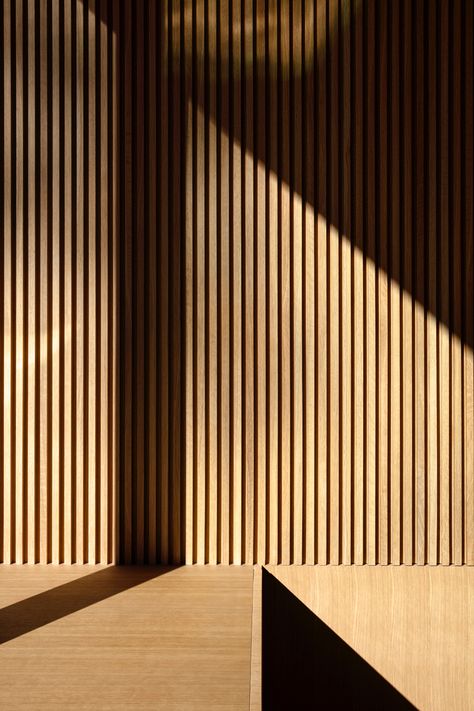 Japanese Slat Wall, White Oak Wood Paneling, Timber Slats Wall, Oak Wood Accent Wall, Timber Slat Feature Wall, Wood Cladding Interior Feature Walls, Fluted Wood Wall, Slatted Furniture, Wood Slats Wall