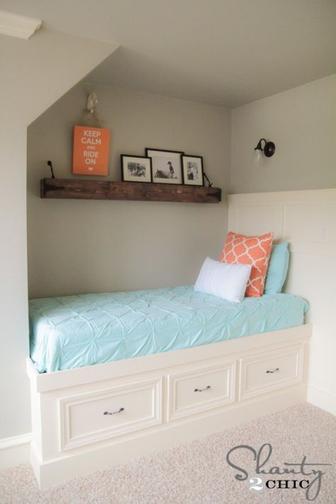 From Shanty-2-Chic.com, a lovely built-in twin bed along with plenty of storage underneath and free plans you can download to create your own. | thisoldhouse.com Diy Twin Bed, Built In Daybed, Diy Storage Bed, Murphy Bed Ikea, Built In Bed, Murphy Bed Plans, Shanty 2 Chic, Ideas Ikea, Bed With Drawers