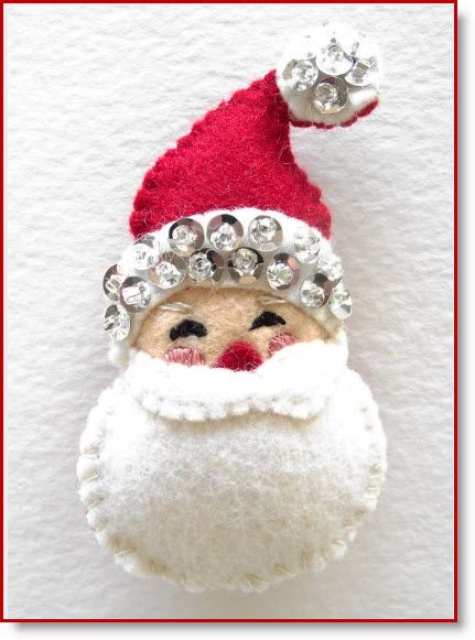 Baby Crowns, Sequin Ornaments, Felt Crafts Christmas, Christmas Felt, Felt Christmas Decorations, Felt Decorations, Felt Christmas Ornaments, Santa Ornaments, Christmas Sewing