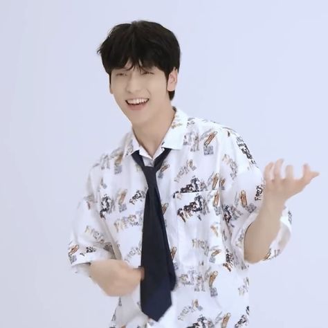 txt soobin lq icon Soobin Do It Like That, Txt Do It Like That, Soobin Lq, Txt Soobin, Dream Boy, Do It, Sketch, Songs