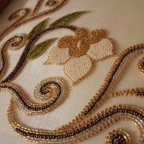 Tambour Beading, Gold Work Embroidery, Pearl Work, Hand Beaded Embroidery, Motifs Perler, Tambour Embroidery, Beadwork Embroidery, Bead Embroidery Tutorial, Hand Embroidery Patterns Flowers