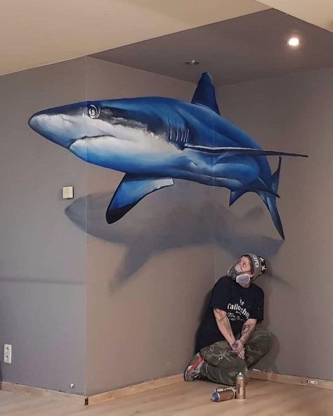 Illusion Mural, Water Bedroom, Street Art Illusions, Fish Room, Canvas Painting Ideas For Beginners, 3d Wall Painting, Painting Ideas For Beginners, Sidewalk Art, Texture Painting On Canvas