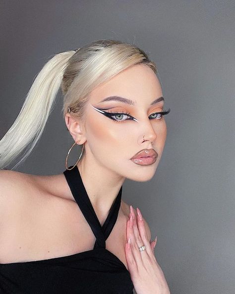 High Fashion Makeup Looks, Fashion Makeup Looks, Futuristic Makeup, Bold Makeup Looks, High Fashion Makeup, Rave Makeup, Glam Makeup Look, Dope Makeup, Eye Makeup Designs