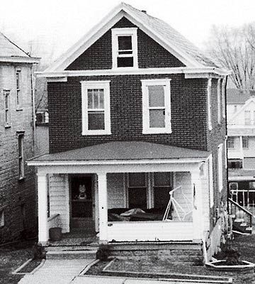 The before photo of this 1910 farmhouse shows a dark, enclosed and uninviting porch. A makeover added Victorian style and more space for outdoor living and entertaining. The peaked roof entryway and gazebo with turret roof both feature hanging baskets overflowing with shade-loving flowers. Enclosed Front Porch Ideas, Enclosed Front Porches, Rustic Outdoor Spaces, Front Porch Remodel, Front Porch Addition, Boost Curb Appeal, Victorian Porch, Modern Porch, Small Porch