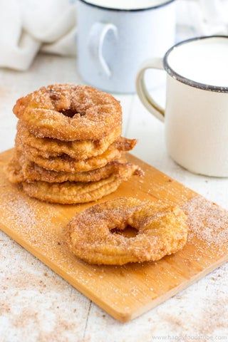 Fried Apple Rings : 4 Steps (with Pictures) - Instructables Apple Rings Recipe, Fried Apple Rings, Deep Fried Desserts, Tooty Fruity, Fried Apple, Fried Dessert, Apple Rings, Dessert Simple, Apple Dessert Recipes