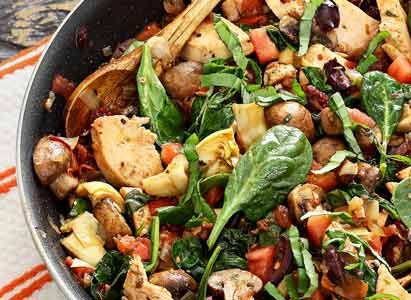 One-Skillet Paleo Mediterranean Chicken Recipe - Paleo Newbie One Pot Bean Dinner, Summer Skillet Meals, One Pot Summer Dinners, Summer One Pot Meals, One Pot Meals Healthy, One Pot Healthy Meals, Mediterranean Chicken Recipes, Delicious Paleo Recipes, Paleo Chicken Recipes