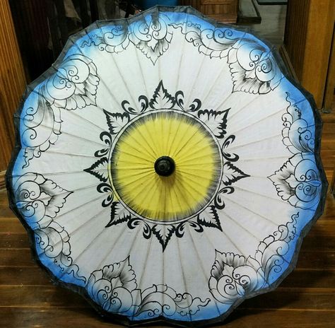 Pathein Umbrella, Pathein, Painting Umbrella, Umbrella Drawing, Paper Parasol, Japanese Umbrella, Traditional Japanese Art, Hat Ideas, Painting Designs