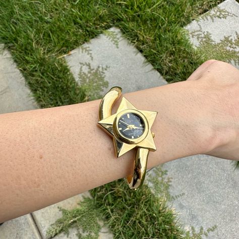 Lala Land, Star Watch, Jewelry Lookbook, Gold Star, Wrist Watches, Cool Items, Gold Stars, Star Shape, Wrist Watch