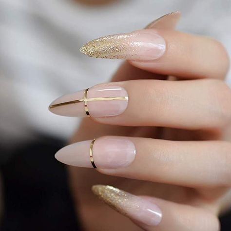 Acrylic Nails Stiletto, Cross Nails, Beige Nails, Lines On Nails, Almond Nail, Winter Nail Designs, Bling Nails, False Nail, Gold Nails