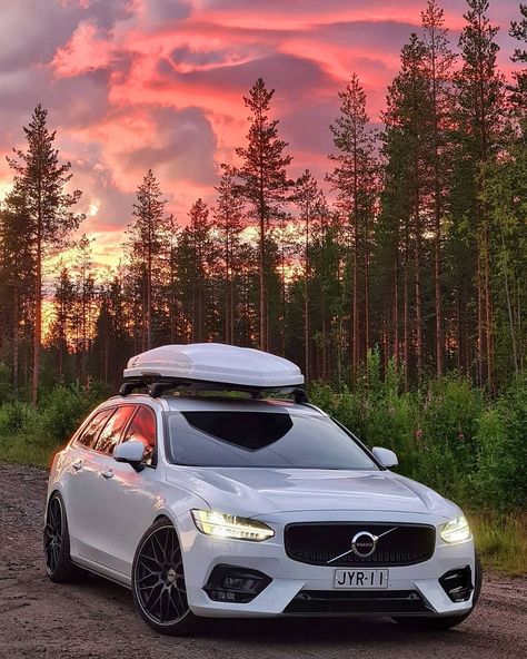 Warm, long summer nights 🇸🇪 Follow us for your daily Swede Feed 🇸🇪⁠ ⁠ 👤: @tikki_v90r #tikki #volvov90 #volvov90rdesign #v90 #stormtrooper #rdesign #awd #volvotuning #swedishmetal #swedespeed #volvo_pics #volvocars.fan #volvomoment #volvoforlife #volvocarm #kt4performance #ipdusa #wagonsonly #wagonsdaily #familycar #dailydriven #modified #eibach #lowered #bigwheels #thule #aez #nolimitssociety #5doorsociety #svenskbilcultur #swedishboostmafia Volvo V60 Modified, Volvo Modified, Volvo Suv, Volvo Logo, Volvo Wagon, Volvo Xc, Volvo V90, Jdm Wallpaper, Volvo V60