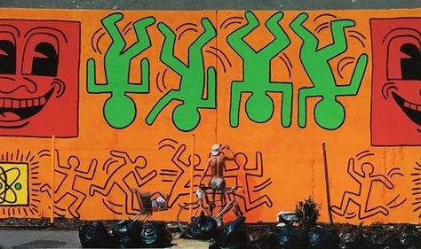 Martha Cooper Keith Haring Painting, Martha Cooper, Haring Art, Houston Street, Lower East Side, Easy Watercolor, Keith Haring, Watercolor Texture, Street Artists