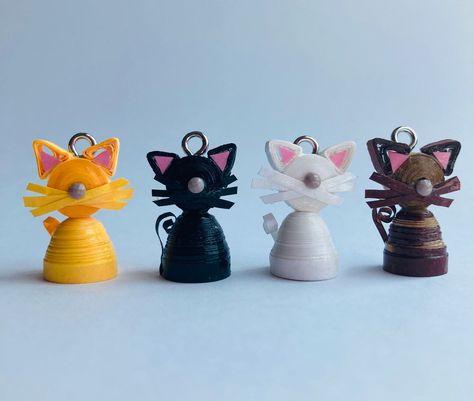 Quilling Cat Pendants With Necklaces total 4 Count - Etsy UK Paper Quilling Animals, Quilling Cat, Quilling Keychains, Quilling Necklace, Quilling Dolls, Black Ginger, Paper Quilling Earrings, Quilling Projects, Quilling Animals