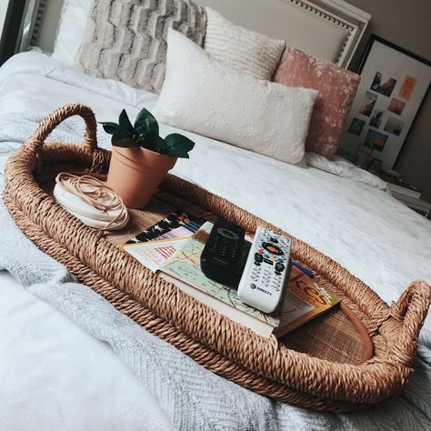 Cute, Lifestyle, Modern bed tray idea Basket On Bed Decor, Food Tray For Bed, Tray On Bed Decor Ideas, Tray For Bed Decor, Guest Bed Tray Ideas, Guest Room Tray On Bed, Bed Trays Decoration, Guest Bedroom Tray On Bed, Bed Tray Decor Ideas Bedroom