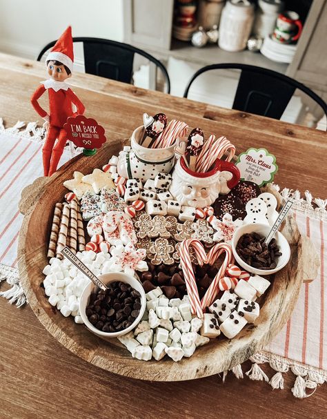 christmas charcuterie board Christmas Charcuterie Board Hot Coco, Elf Charcuterie Board, Cocoa Charcuterie Board, Hot Cocoa Charcuterie Board, Christmas Cocoa Bar, Christmas Dessert Charcuterie Board, Hot Chocolate Board, Hot Cocoa Bar Christmas, Coco Bar