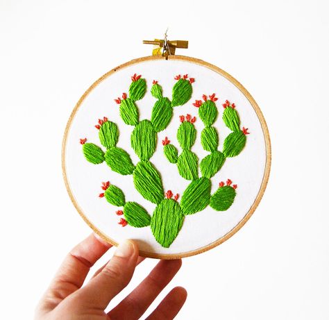 Blooming Prickly Pear Hoop Art - Hand Stitched Modern Embroidery Art by SarahKBenning on Etsy https://www.etsy.com/listing/229539830/blooming-prickly-pear-hoop-art-hand Cactus Embroidery, Contemporary Embroidery, Embroidery Transfers, Cactus Plant, 자수 디자인, Crewel Embroidery, Prickly Pear, Modern Embroidery, Embroidery Hoop Art