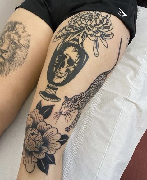 Knee Blaster Tattoo, Black Work Knee Tattoo, Traditional Realism Tattoo, Vase Tattoos, Tattoo Ideas Geometric, Over The Knee Tattoo, Knee Tattoo Ideas, The Knee Tattoo, Leg Tats