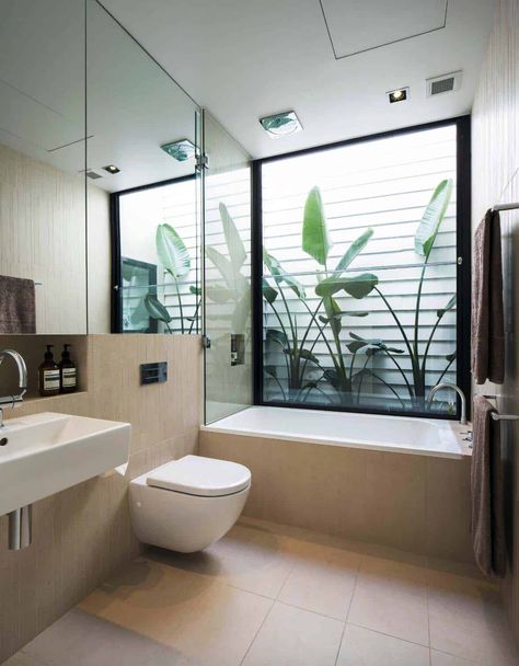 20 Inspiring bathrooms that beautifully integrates lush gardens Louvre Windows, Luxury Master Bathrooms, Bathroom Floor Plans, Laundry Room Bathroom, Outdoor Bathrooms, Bathroom Windows, Trendy Bathroom, Laundry In Bathroom, Black Bathroom