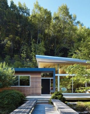 Mid-century modern residence by Griffin Enright Architects Villa Architecture, Mid Century Modern Exterior, Mid Century Exterior, Plans Architecture, Mid Century Architecture, Marin County, Design Seeds, Design Exterior, Cool Ideas