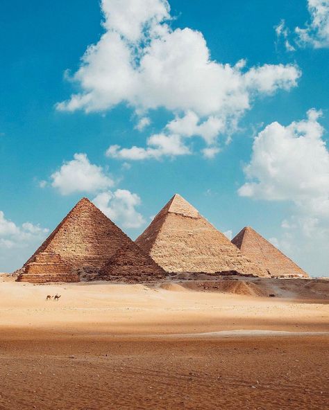 The Great Pyramid of Giza, Gizeh, Egypt Cario Egypt, Pyramid Of Giza, Pyramids Egypt, Giza Egypt, Travel Photography Nature, Great Pyramid Of Giza, Luxor Egypt, Visit Egypt, Pyramids Of Giza