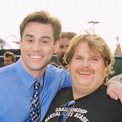 Jim Carrey on Instagram: "Jim Carrey and Chris Farley in 1997 😄 Sadly, Chris passed away that same year. Jim shared a picture of them on his twitter in 2021 after it had almost been 25 years since his passing. The caption said “Do you believe in angels? I do.” They were very good friends ❤️
.
.
.
#jimcarrey #chrisfarley #90s #fanpage" Jonathan Lipnicki, Kristi Yamaguchi, Damon Wayans, Judd Apatow, Teri Hatcher, Chris Farley, Fran Drescher, Martin Short, Tyra Banks