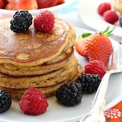 Pancakes Camping, Easy Flapjacks, Weight Watchers Cake, Spelt Pancakes, Spelt Flour Recipes, Kodiak Cakes Recipe, Weight Watchers Pancakes, Kodiak Pancakes, Homemade Pancakes Fluffy