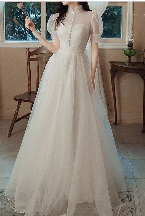 Korean Wedding Dress Simple, Asian Prom Dress, Korean Wedding Dress, Simple Frock Design, Simple Frocks, Pretty Quinceanera Dresses, Simple Gowns, Gowns Dresses Elegant, Cute Dress Outfits