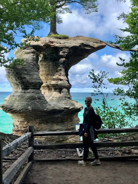 2 Days in Munising, Michigan: What to See & Eat - Little Blue Backpack Michigan Facts, Munising Michigan, Michigan Travel Destinations, Michigan Camping, Upper Peninsula Michigan, Michigan Adventures, Pictured Rocks, Michigan Road Trip, Michigan Vacations